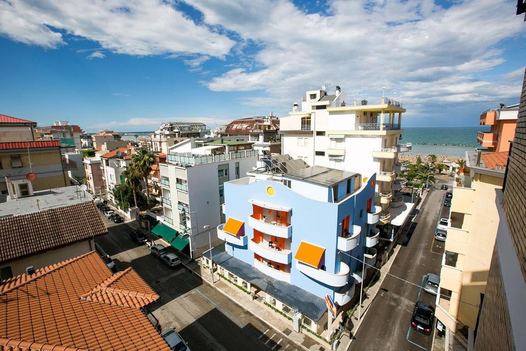 Hotel Le Soleil ซัน เบเนเดตโต เดล ตรอนโต ภายนอก รูปภาพ