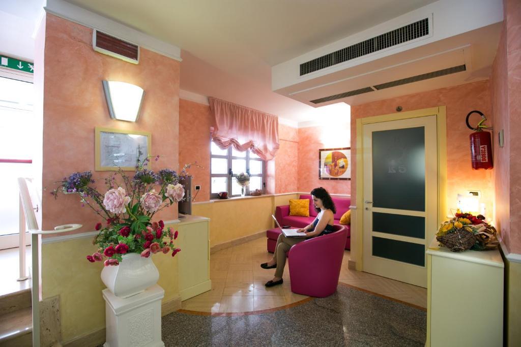 Hotel Le Soleil ซัน เบเนเดตโต เดล ตรอนโต ภายนอก รูปภาพ